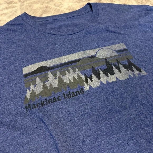 Two souvenir tshirts! - Picture 3 of 3